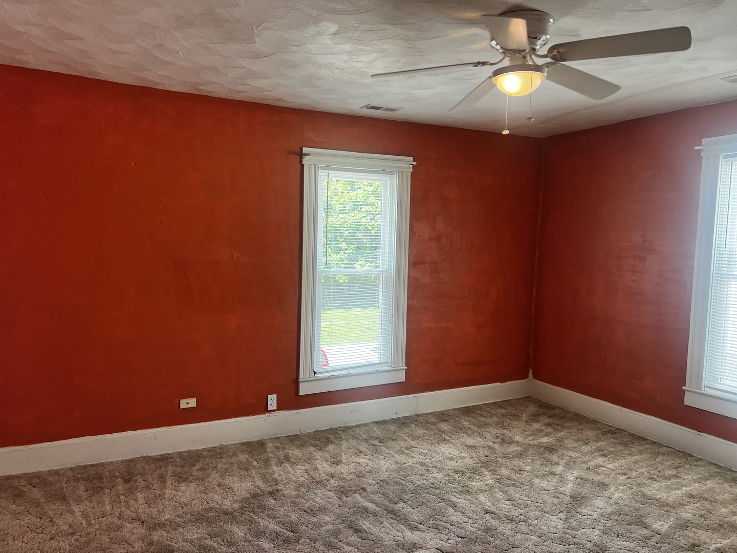 2121 College Avenue Property Photo 19