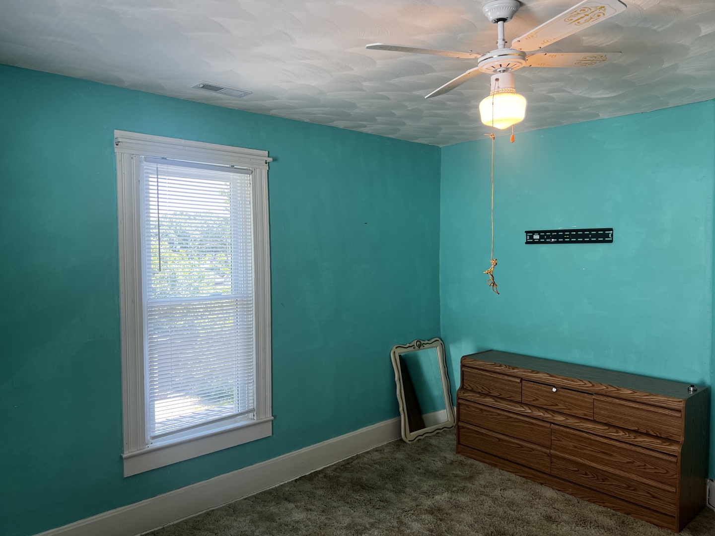 2121 College Avenue Property Photo 23