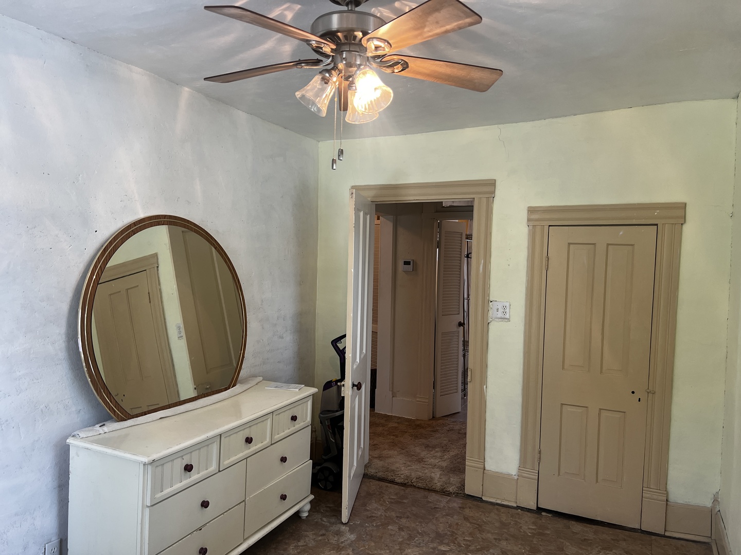 2121 College Avenue Property Photo 26