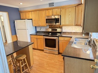 3250 Sanders Road 10c Property Photo 7