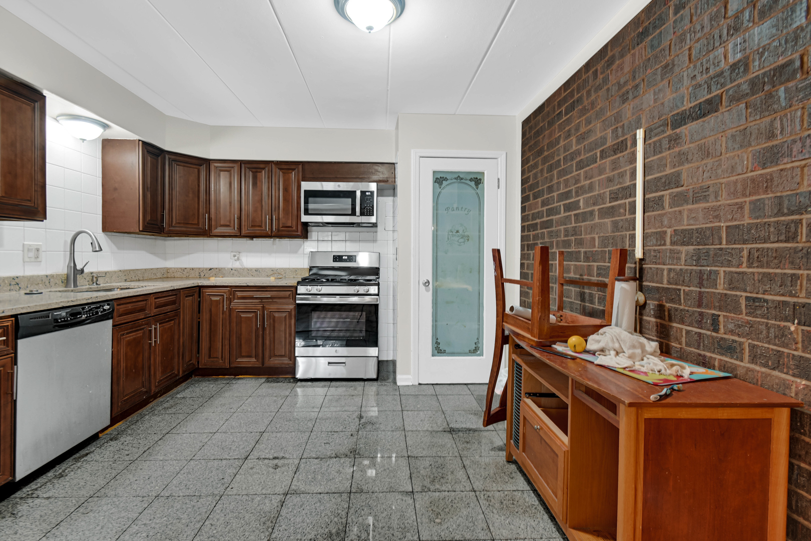 228 E Bailey Road A Property Photo 7