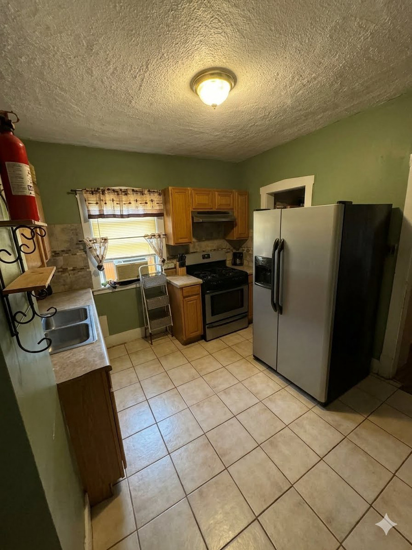2134 S 16th Avenue Property Photo 15