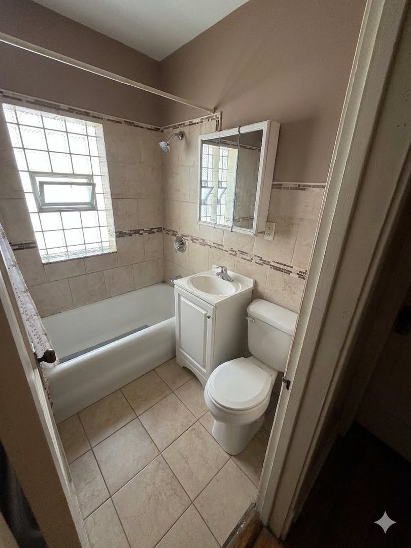 2134 S 16th Avenue Property Photo 23
