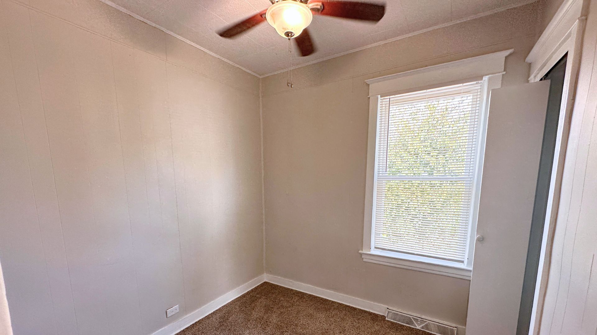 3728 Chicago Road Property Photo 4