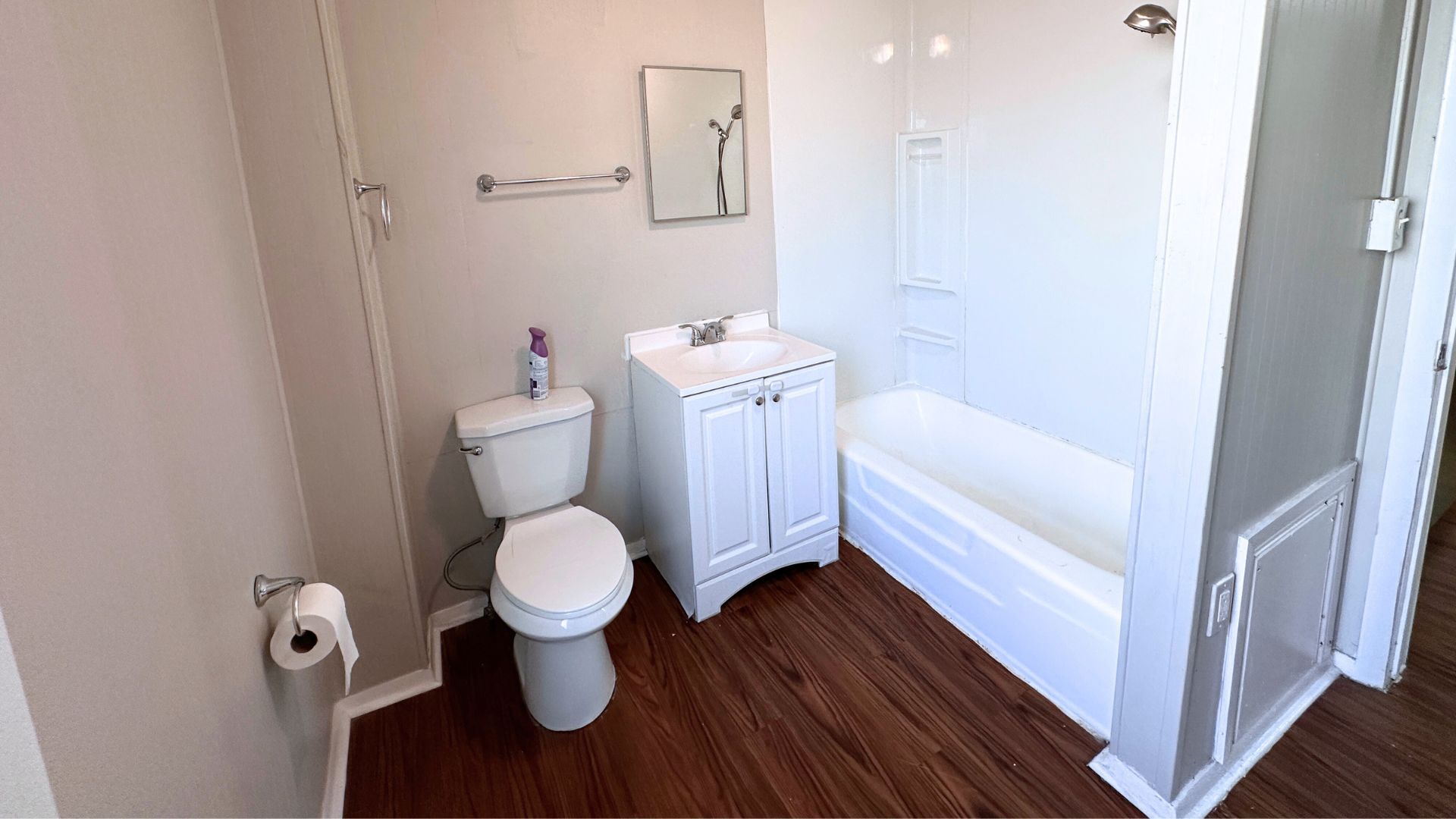 3728 Chicago Road Property Photo 10