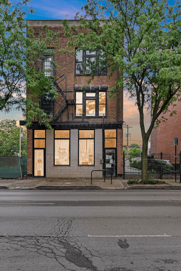 3421 W Armitage Avenue Property Photo 1