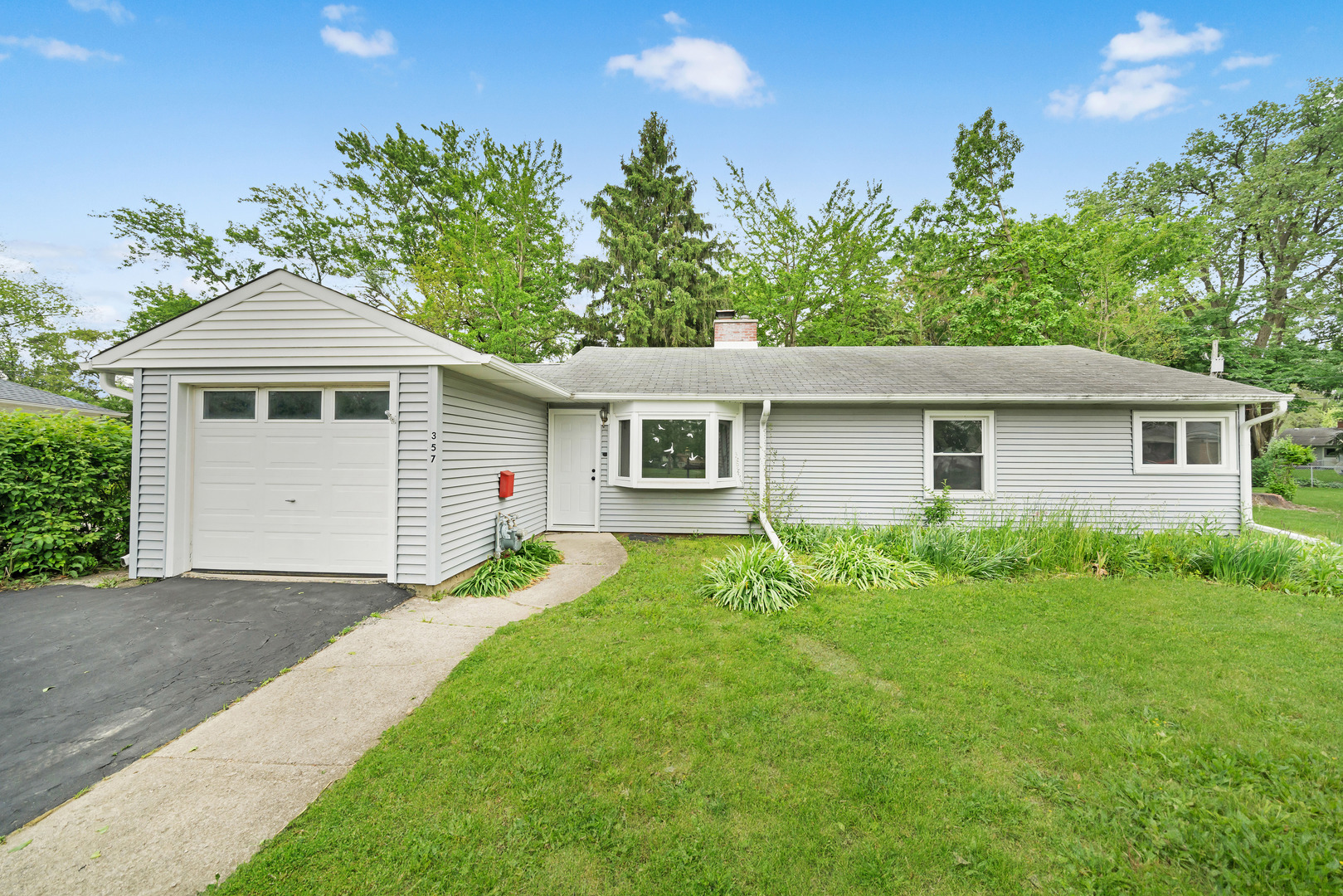 357 Indianwood Boulevard Property Photo 1