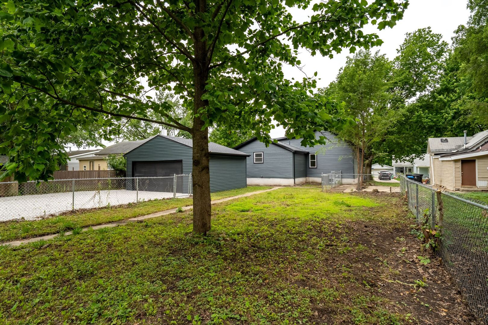 1313 Ewing Street Property Photo 31