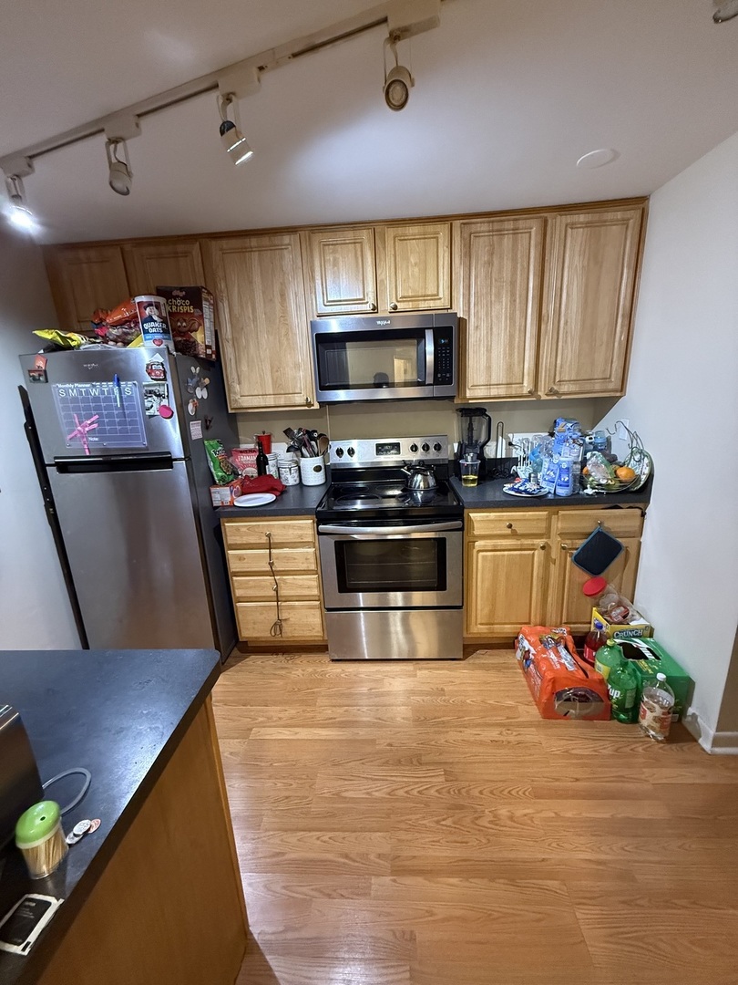 3900 W 95th Street 305 Property Photo 4