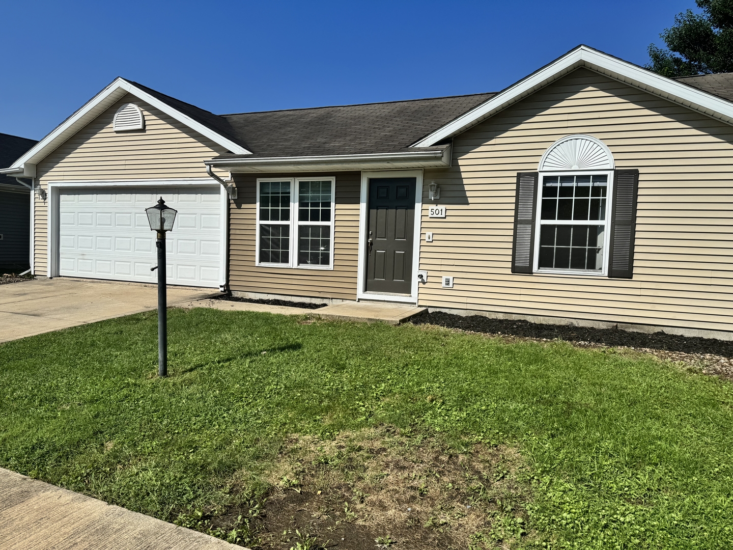 501 S Sunny Lane