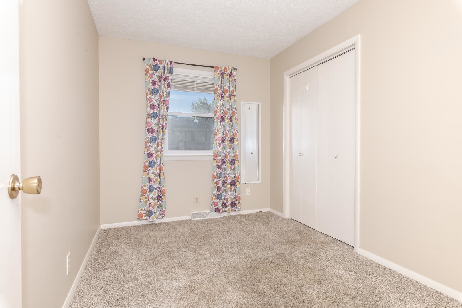 703 Lara Road Property Photo 23