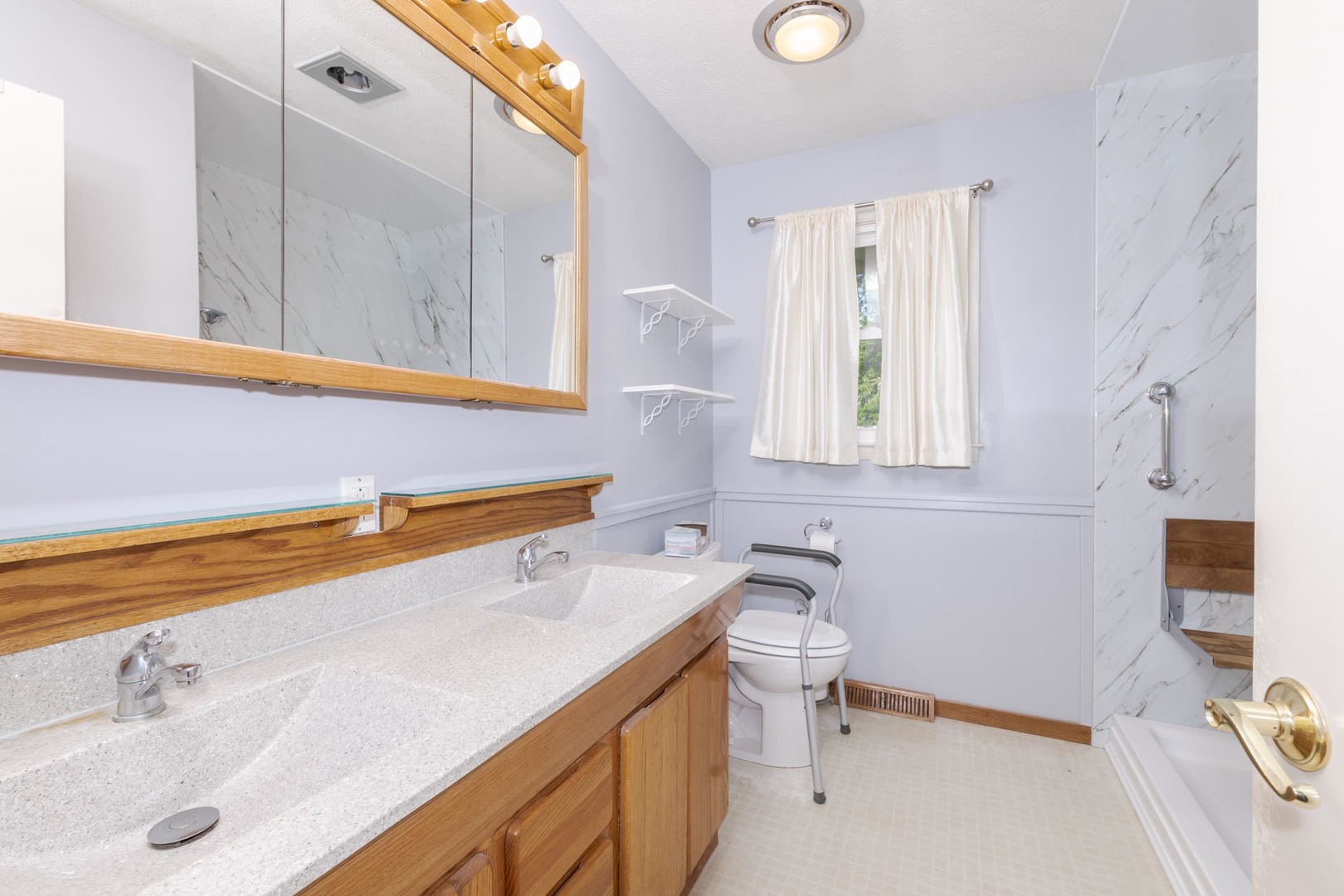 703 Lara Road Property Photo 27