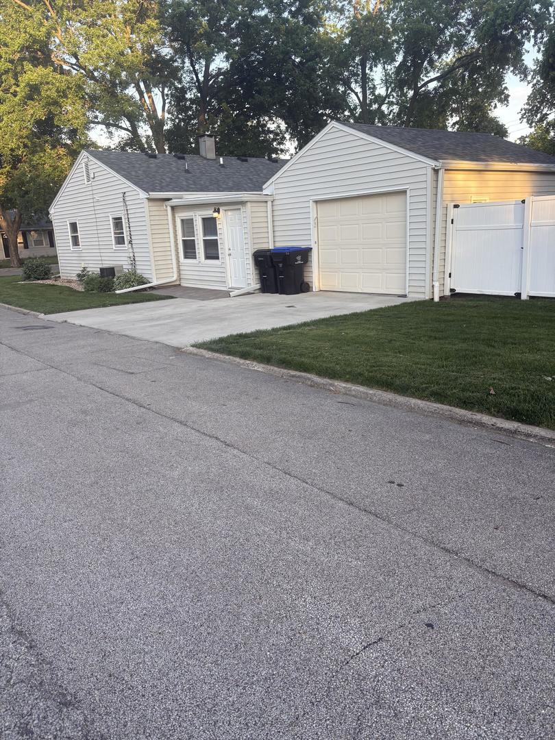 1 Ryan Drive Property Photo 2