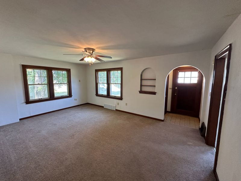 809 11th Street Property Photo 3