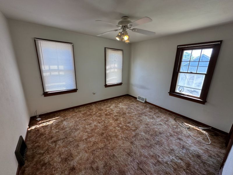 809 11th Street Property Photo 8
