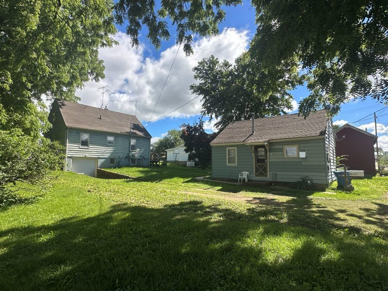 809 11th Street Property Photo 14