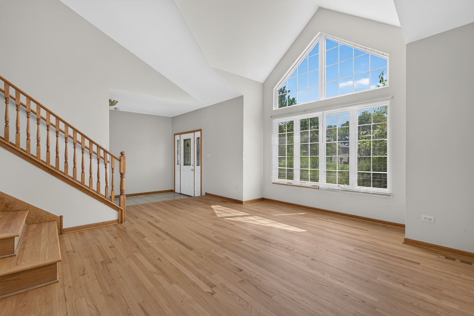 18020 Charlotte Drive Property Photo 6