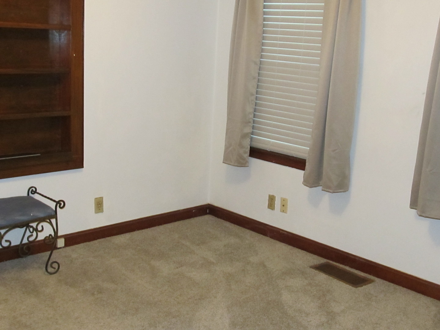 2013 5th Street Property Photo 8