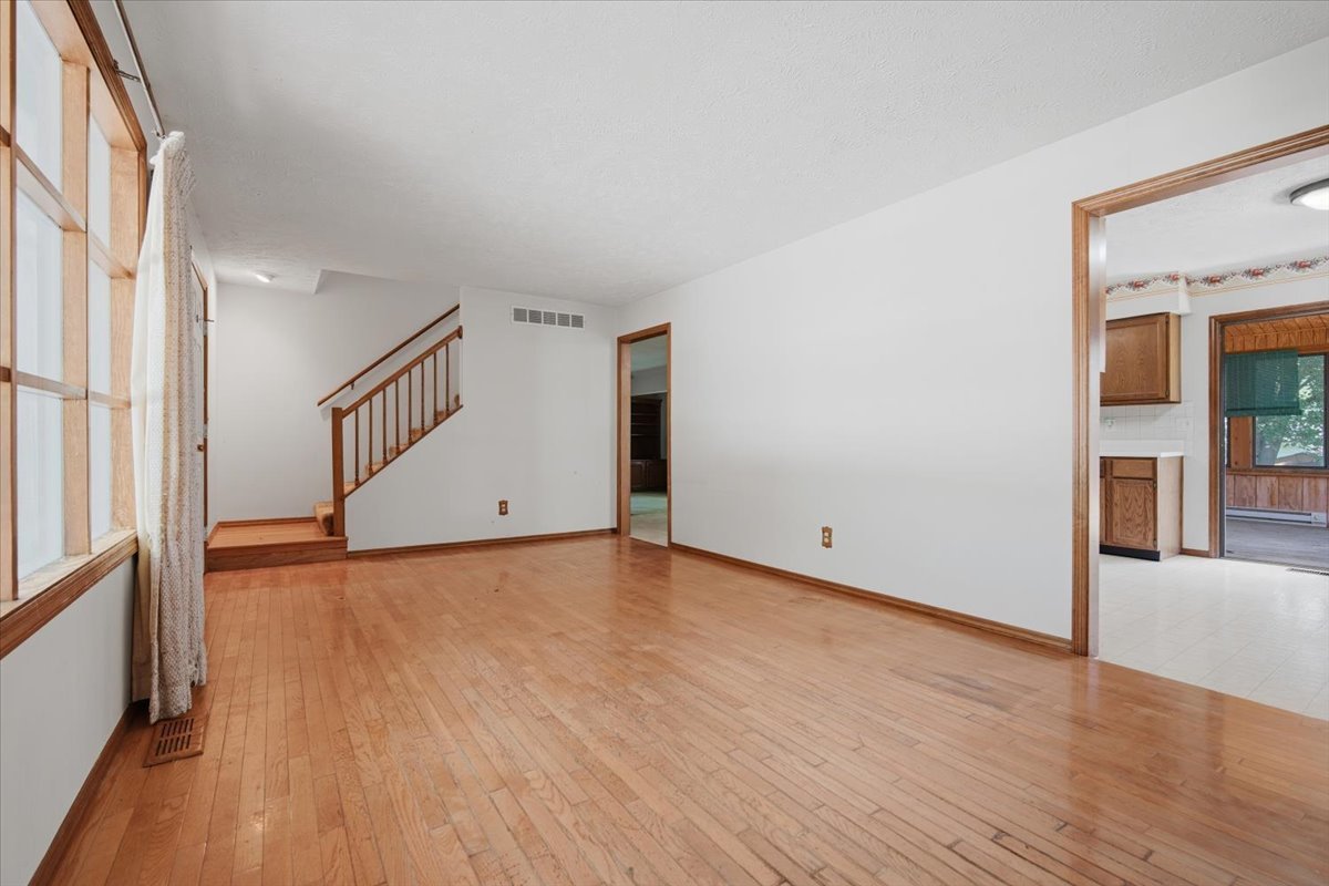 1301 Chadwick Drive Property Photo 7