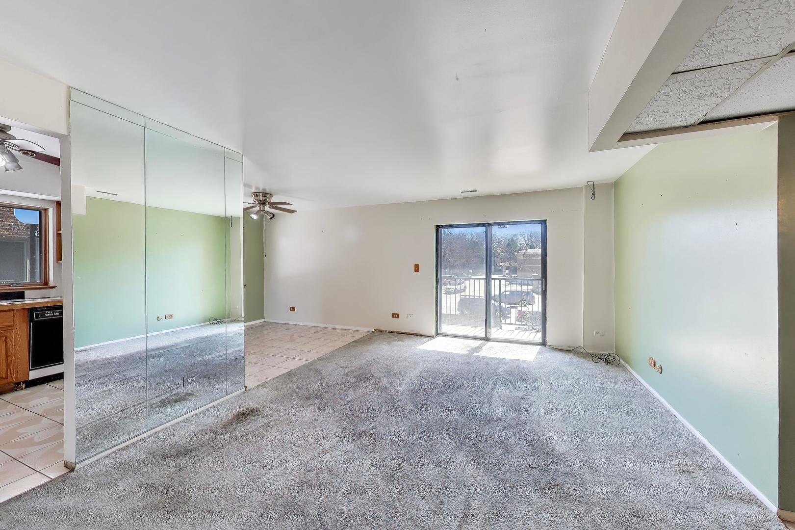 7908 W North Avenue 201c Property Photo 2