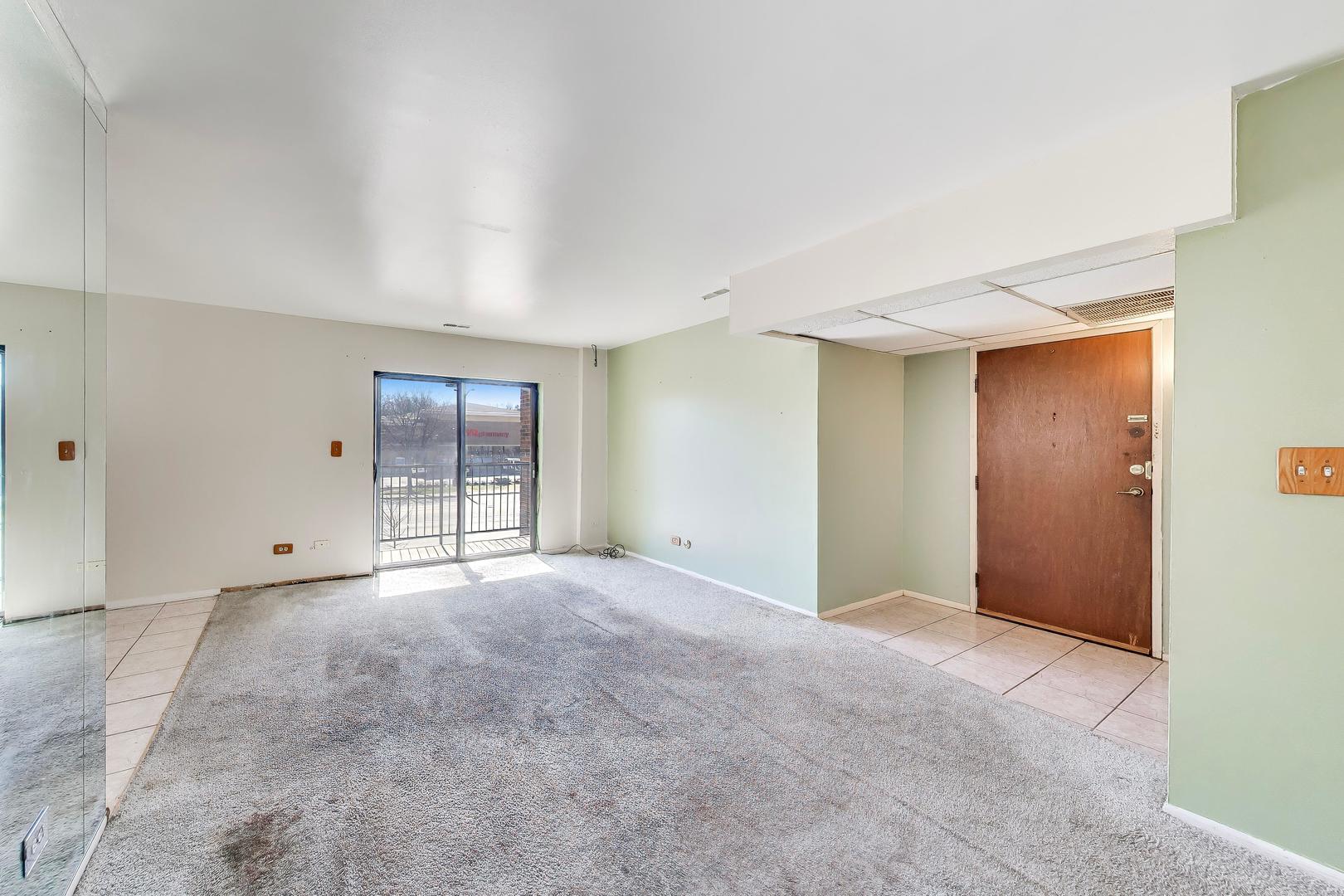 7908 W North Avenue 201c Property Photo 3