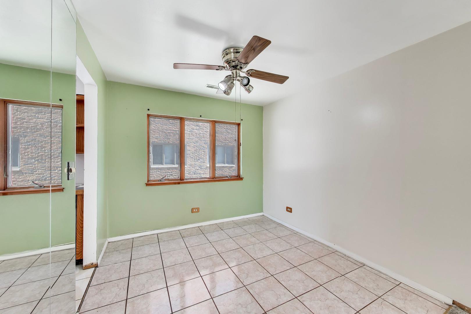 7908 W North Avenue 201c Property Photo 5