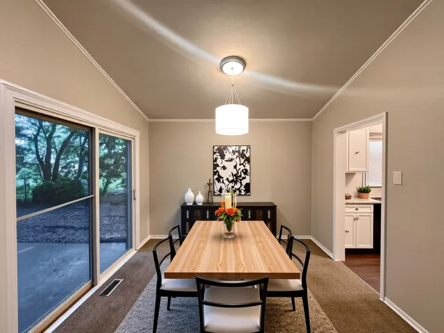 129 Warwick Street Property Photo 5