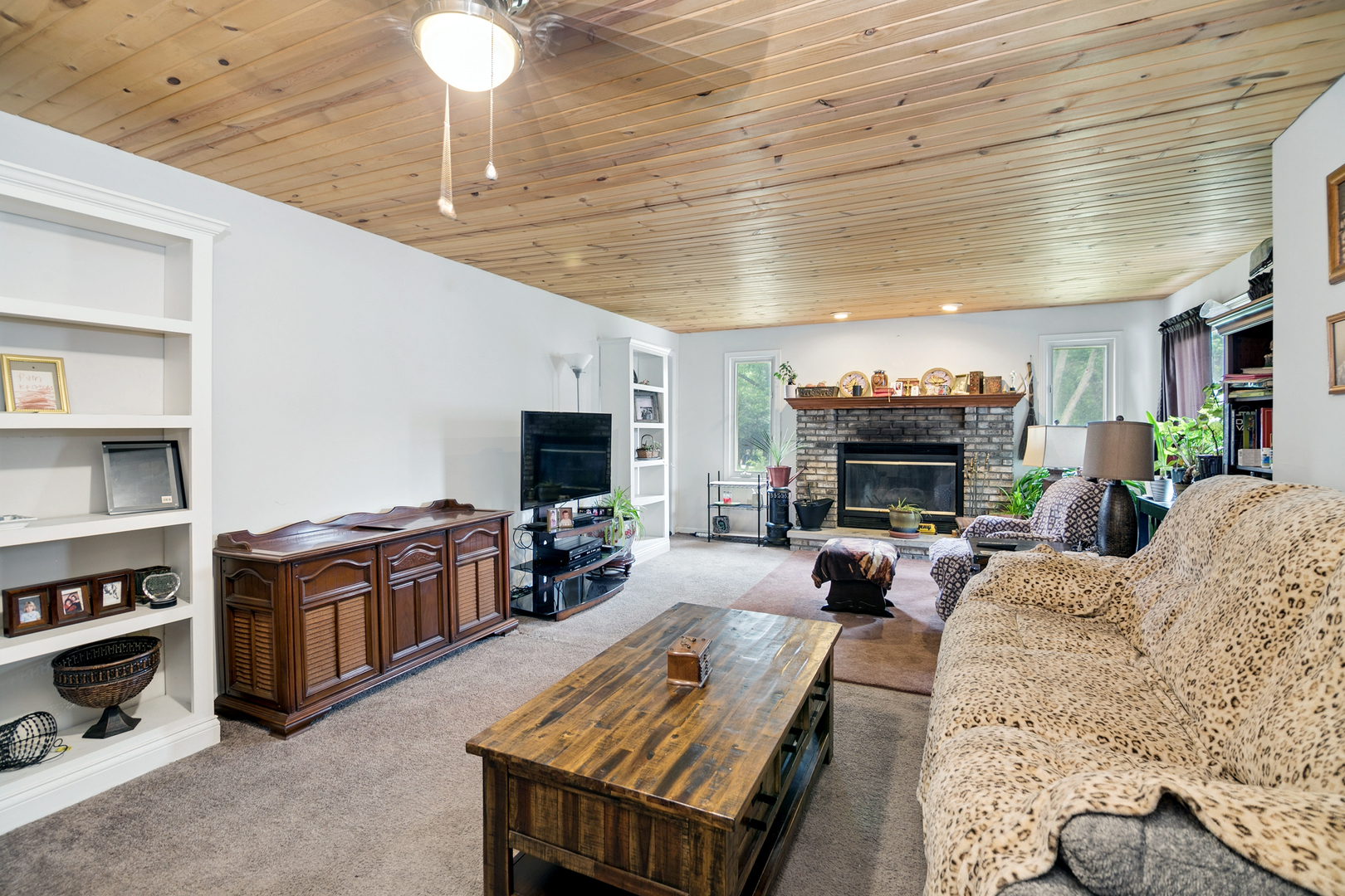 889 Armour Road Property Photo 3