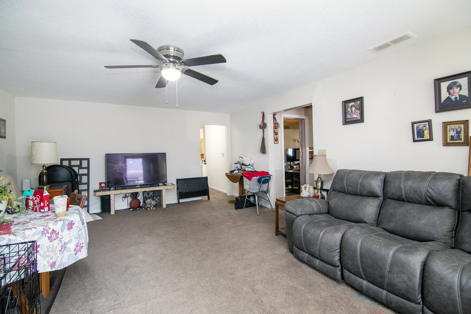 889 Armour Road Property Photo 9