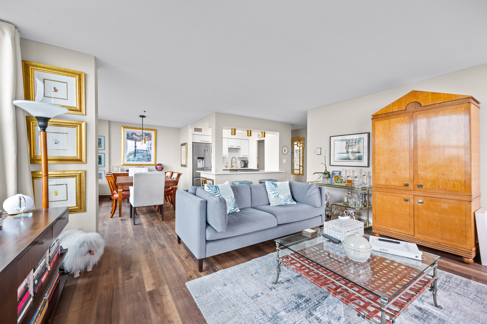 1000 N Lake Shore Drive 808 Property Photo 5