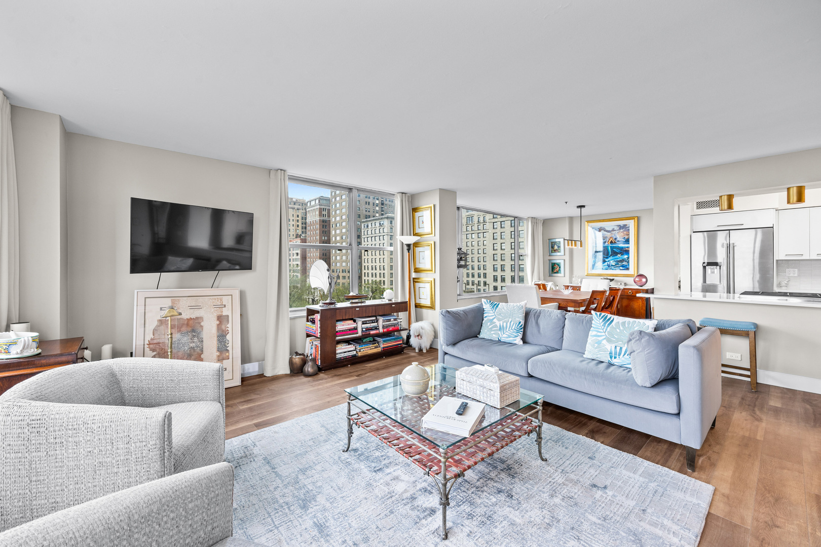 1000 N Lake Shore Drive 808 Property Photo 6
