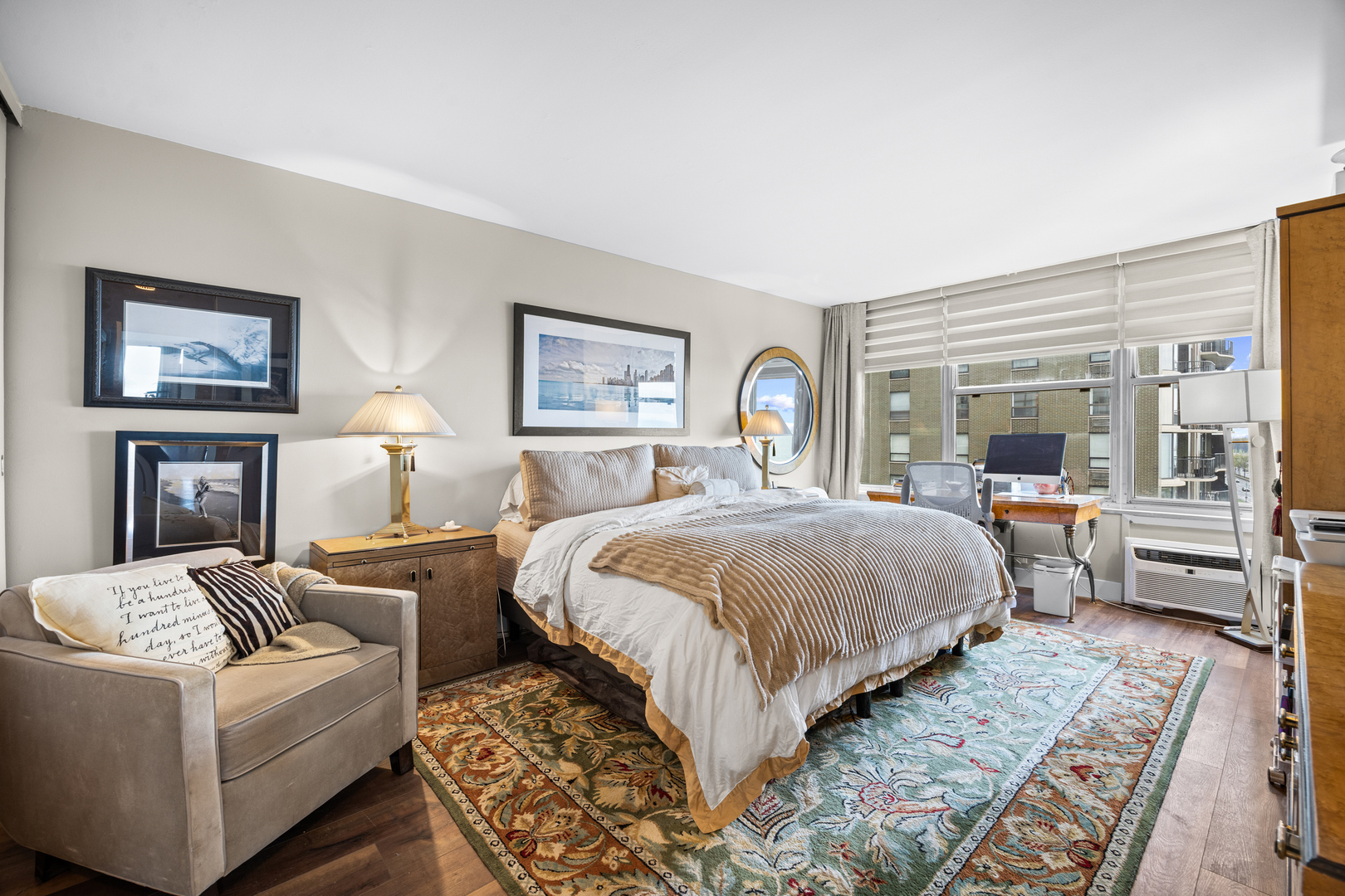 1000 N Lake Shore Drive 808 Property Photo 17
