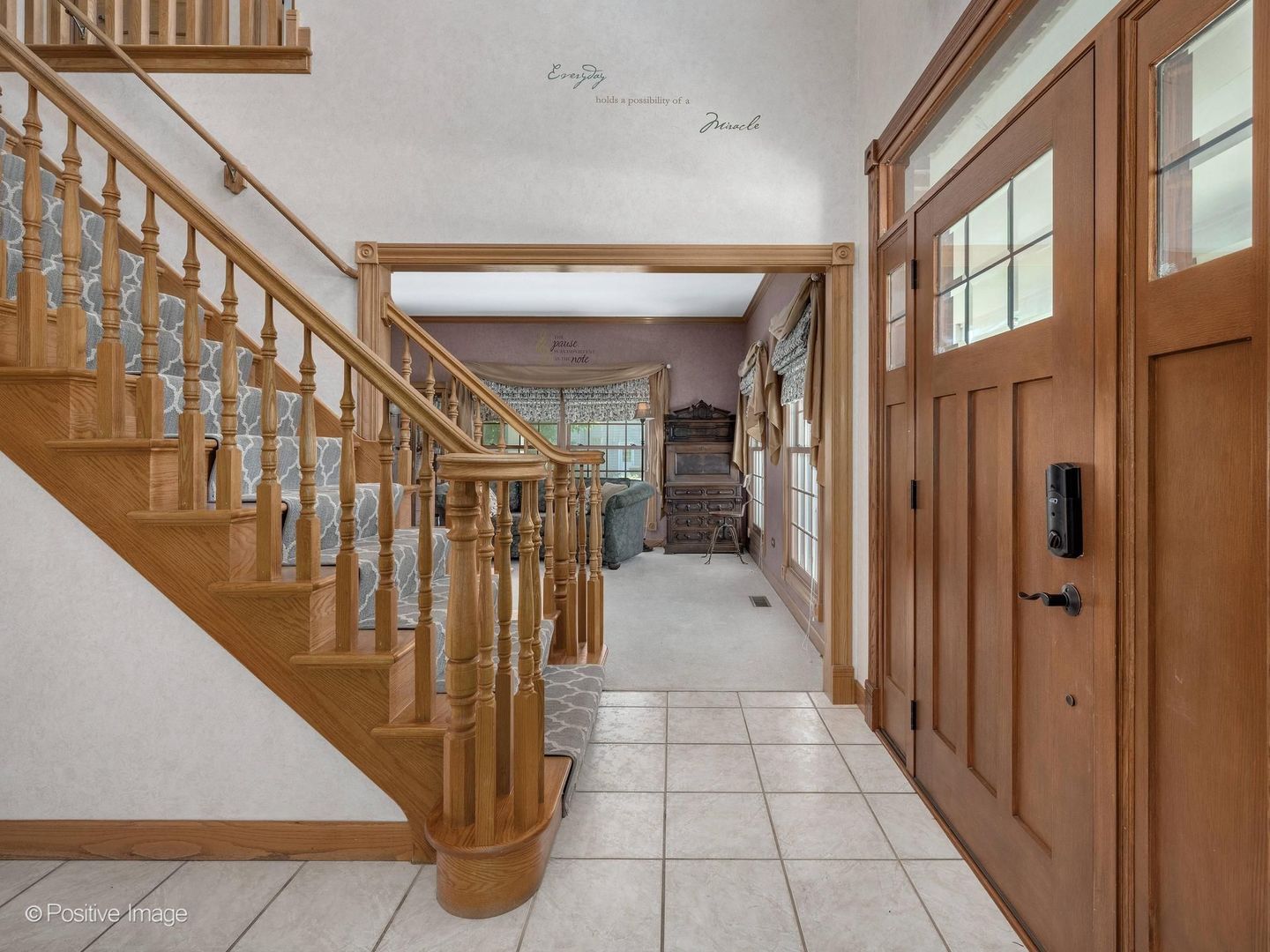 38w070 Spring Green Way Property Photo 6