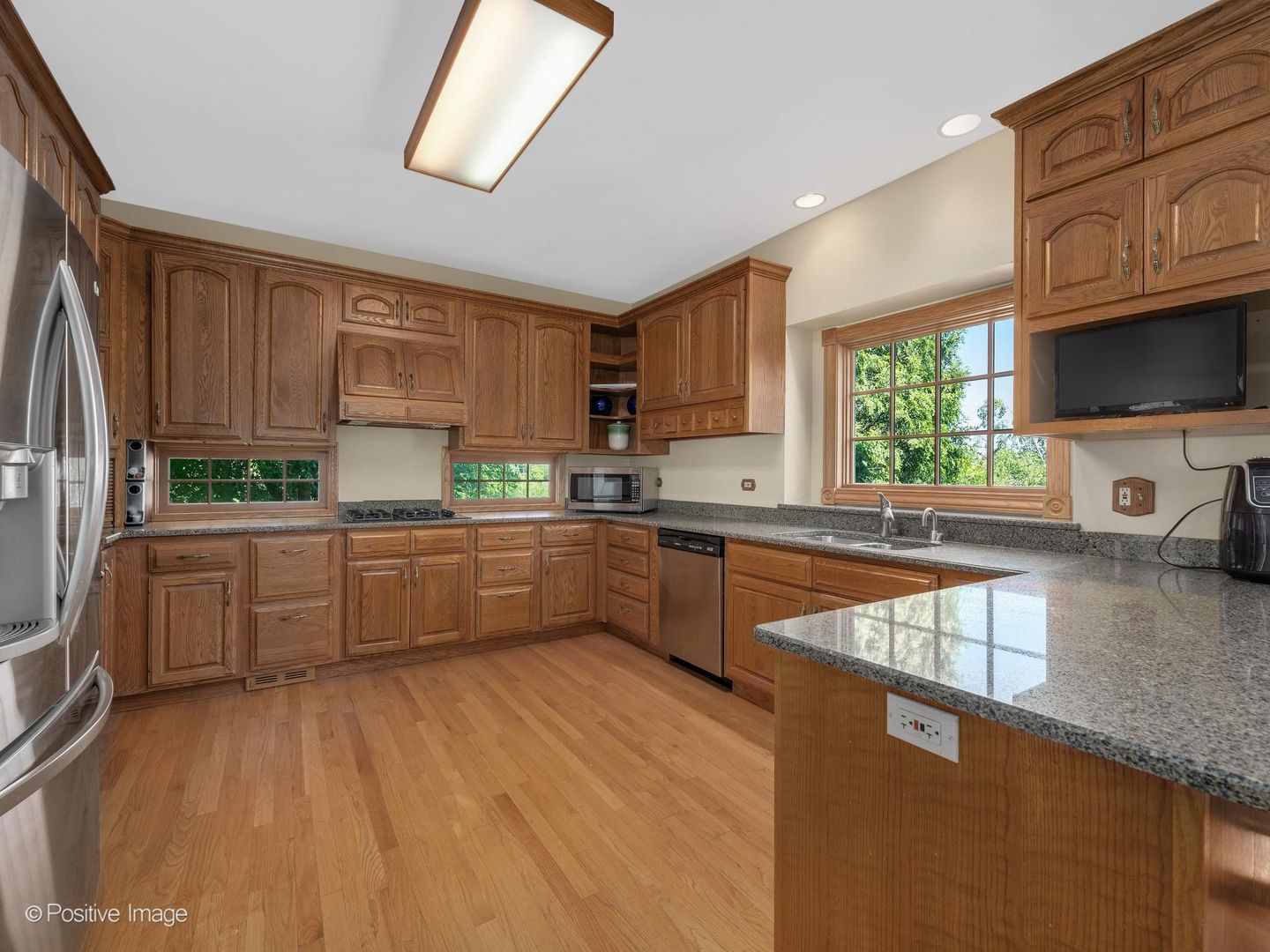 38w070 Spring Green Way Property Photo 14