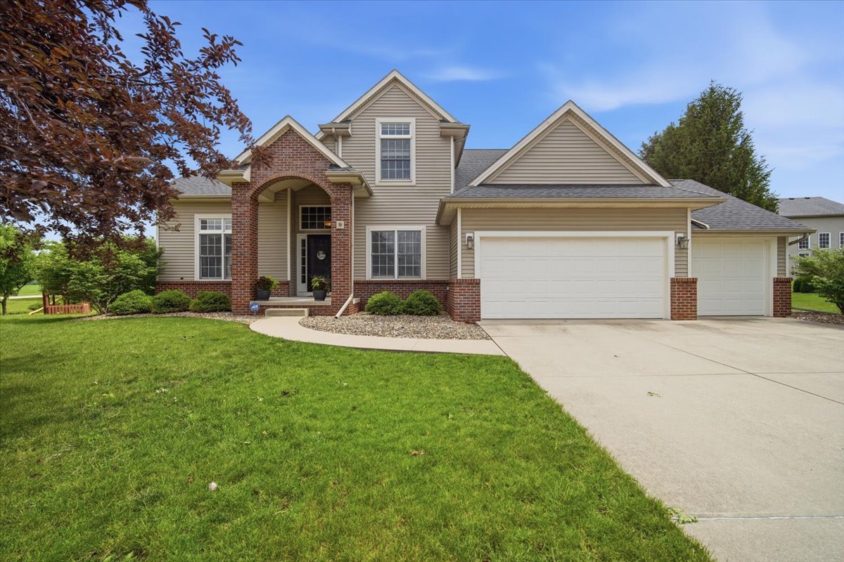 9 Brookline Court Property Photo 1