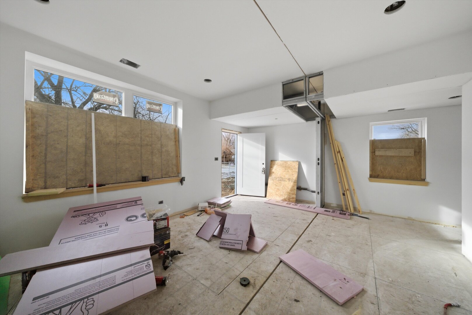 1327 Shields Avenue Property Photo 5