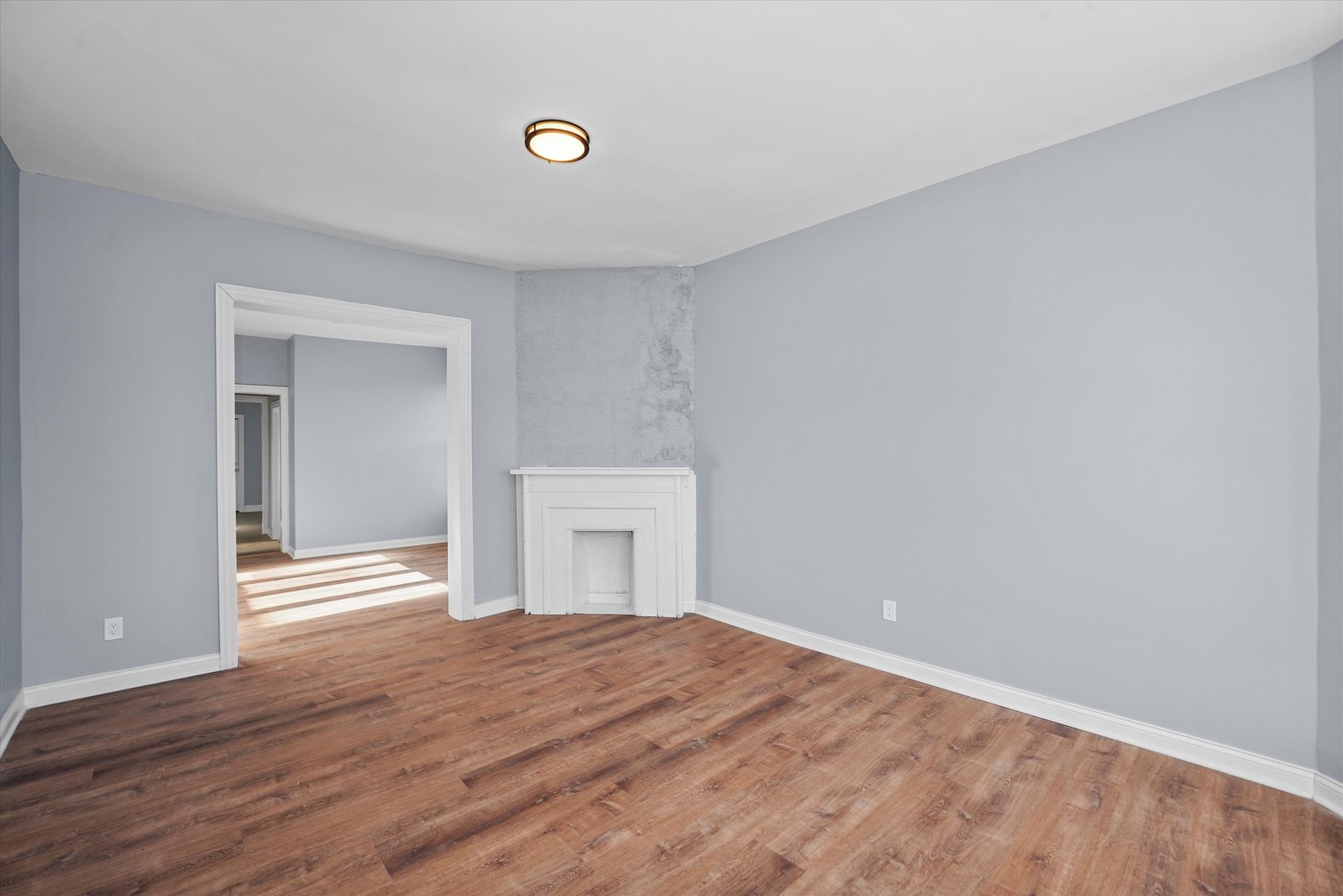 6619 S Maryland Avenue Property Photo 11