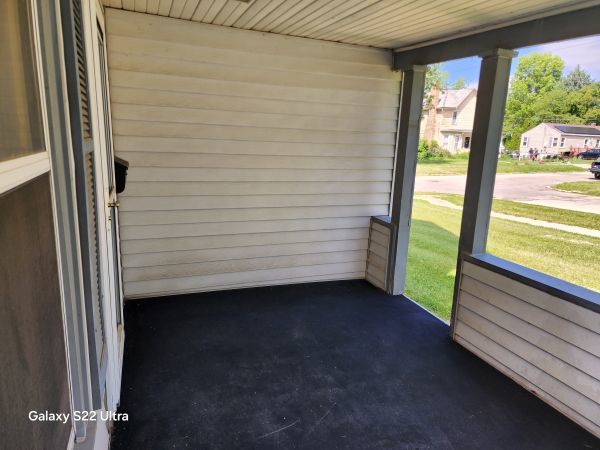 1602 S Highland Avenue Property Photo 3