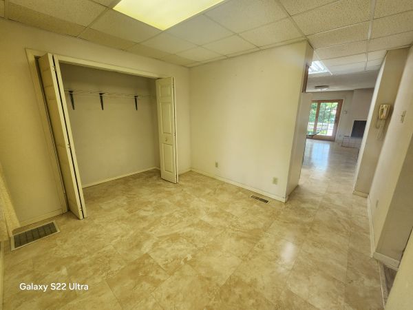 1602 S Highland Avenue Property Photo 5