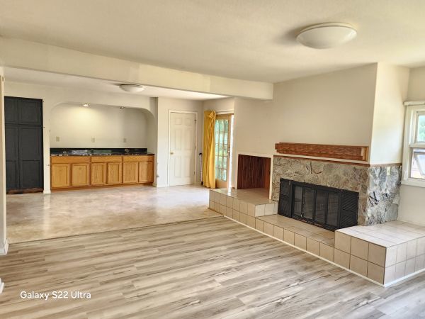 1602 S Highland Avenue Property Photo 9