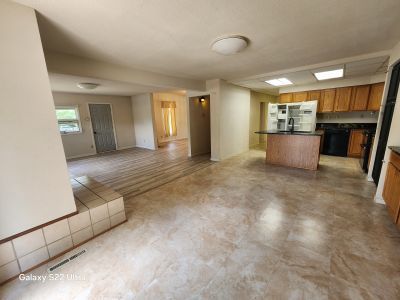 1602 S Highland Avenue Property Photo 11