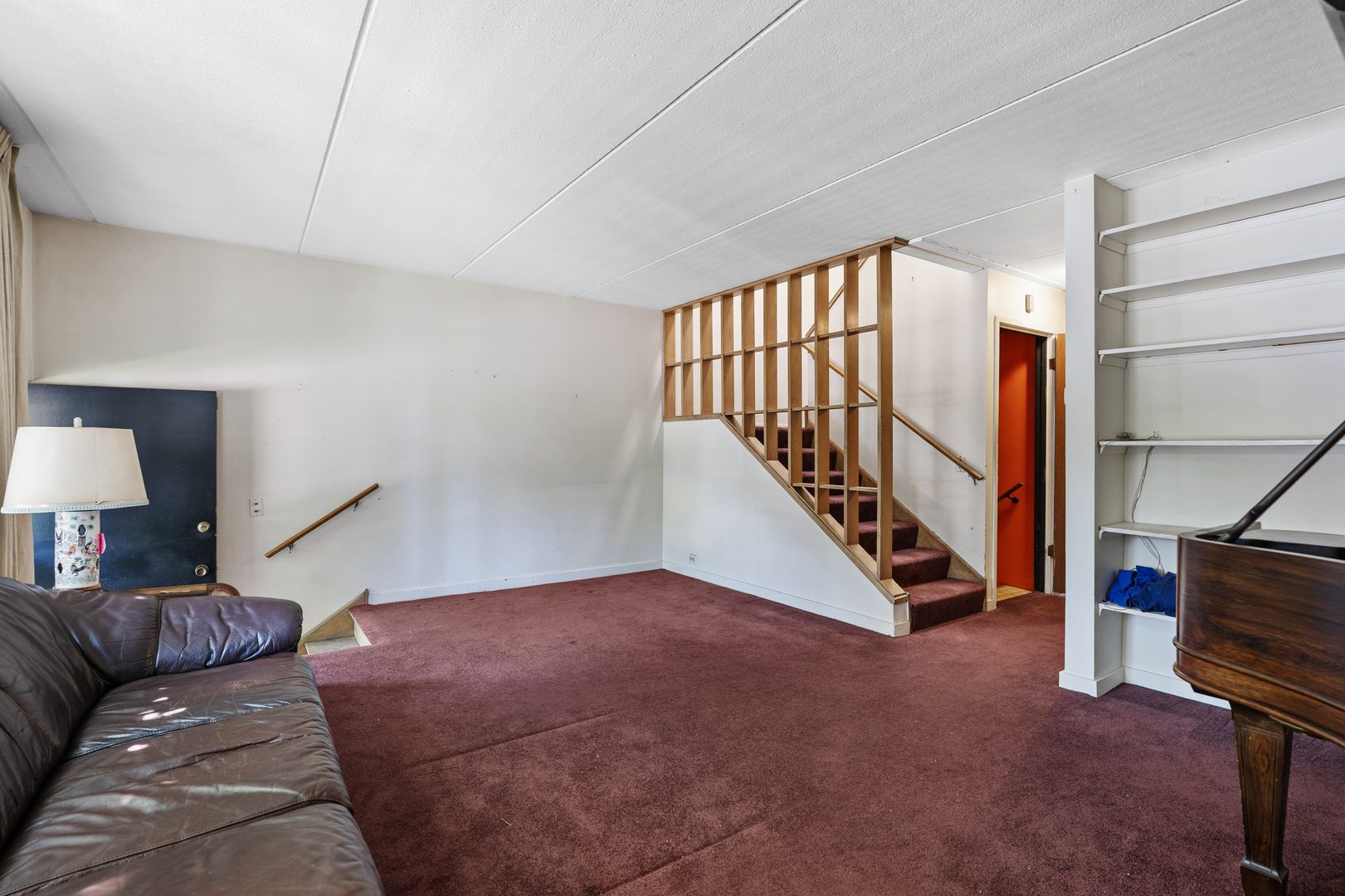 4753 S Woodlawn Avenue Property Photo 4