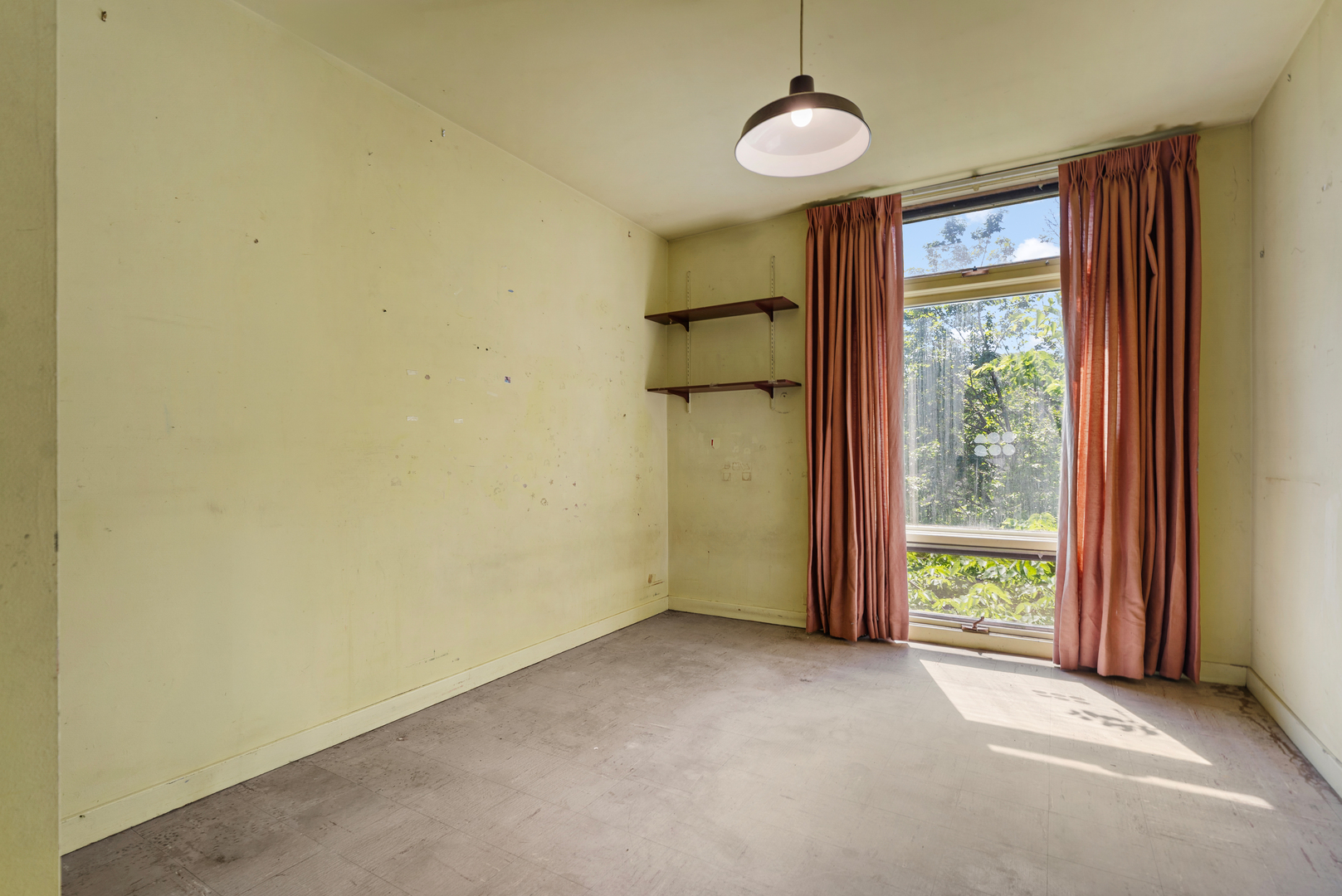 4753 S Woodlawn Avenue Property Photo 14