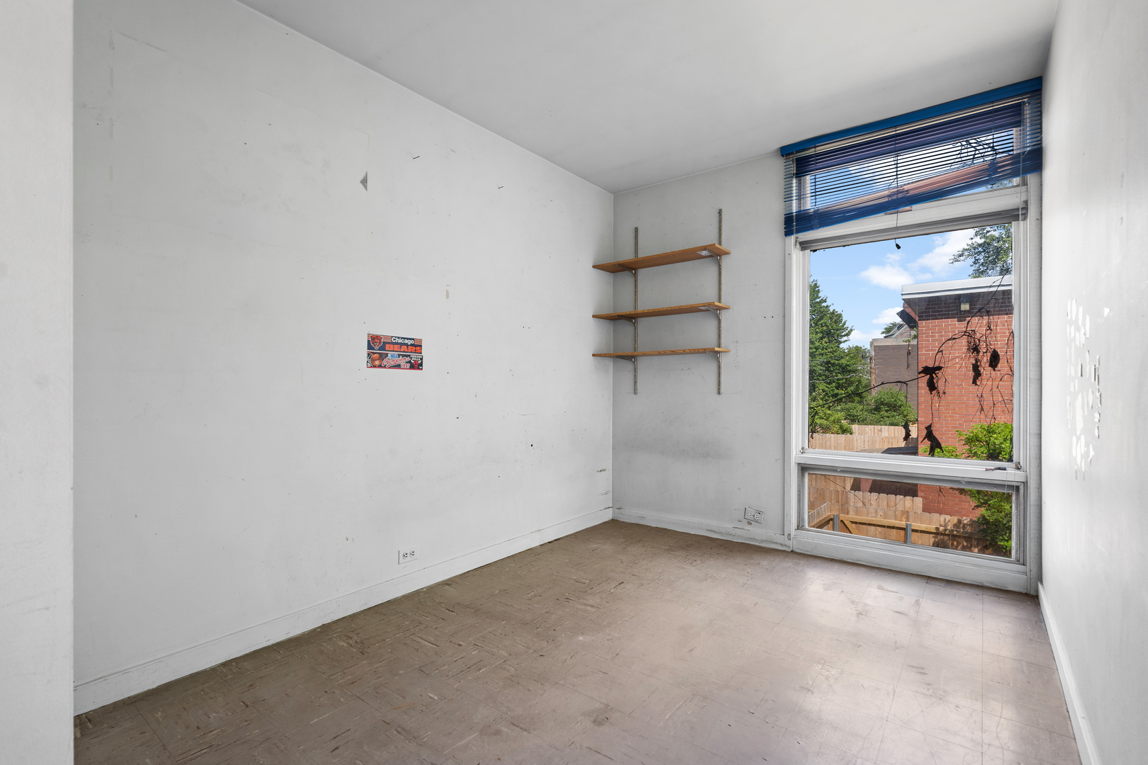 4753 S Woodlawn Avenue Property Photo 17