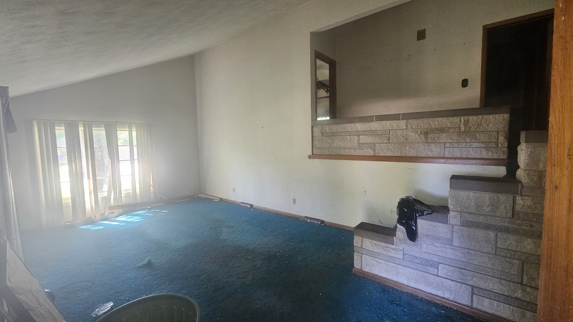 12675412 Property Photo 7