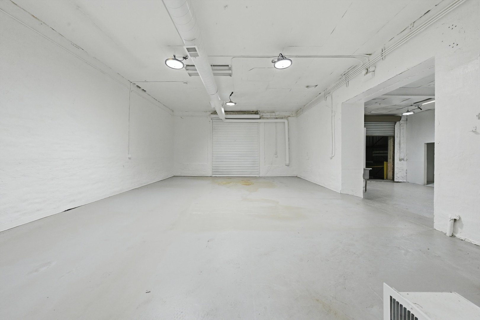 2290 S Blue Island Avenue Property Photo 6