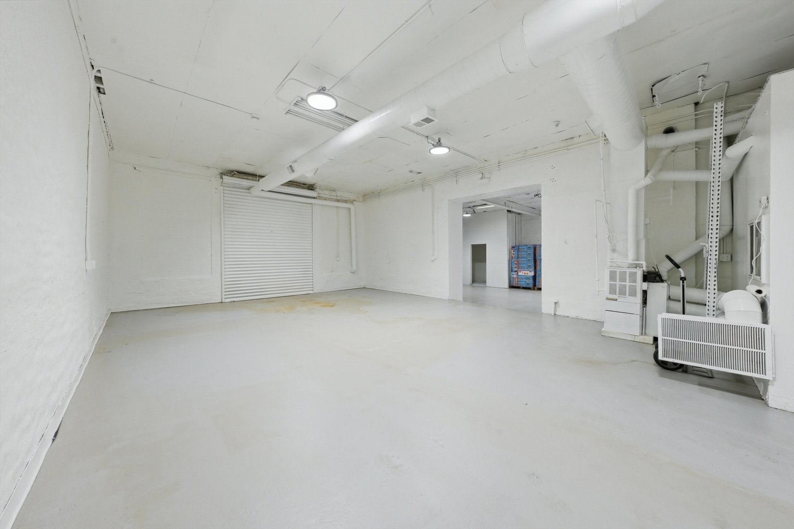 2290 S Blue Island Avenue Property Photo 8