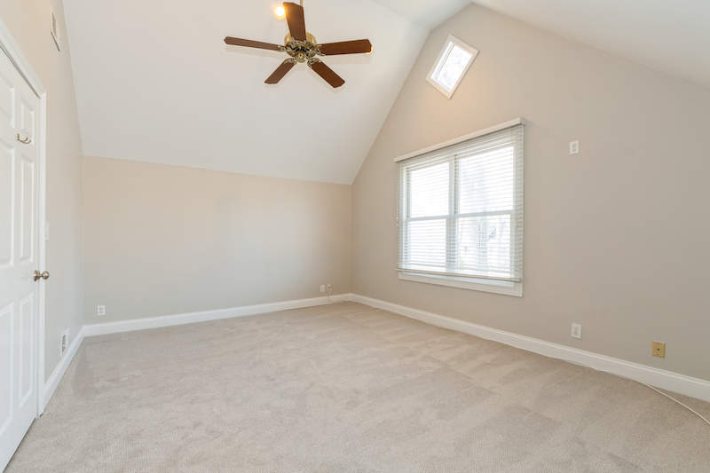 1297 Edgewood Road Property Photo 8
