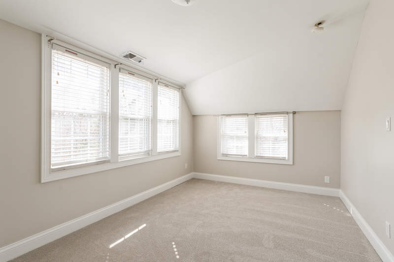 1297 Edgewood Road Property Photo 10