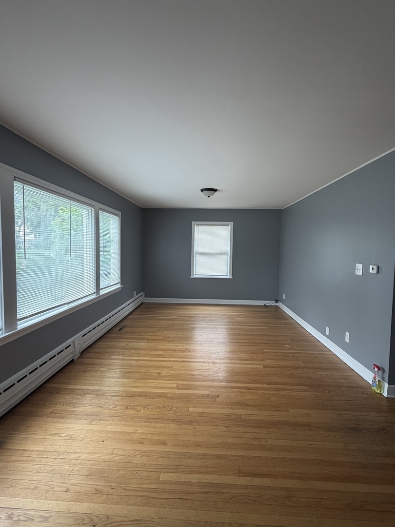 1024 S Wolf Road Property Photo 2